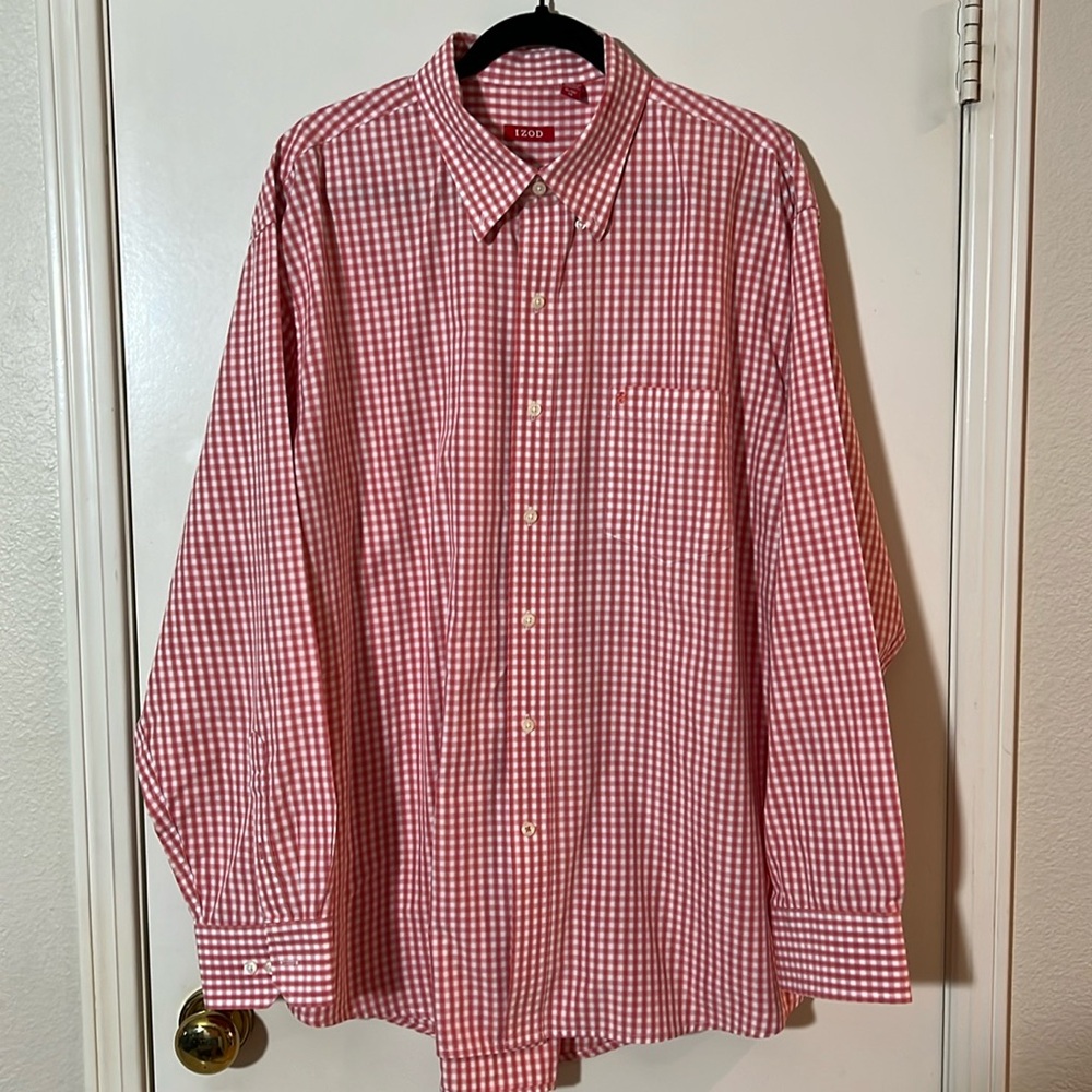 Izod Men’s Button Down Shirt